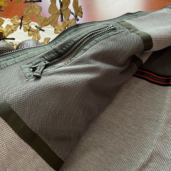 Nylon Vest GAP NWOT - Picture 4 of 8